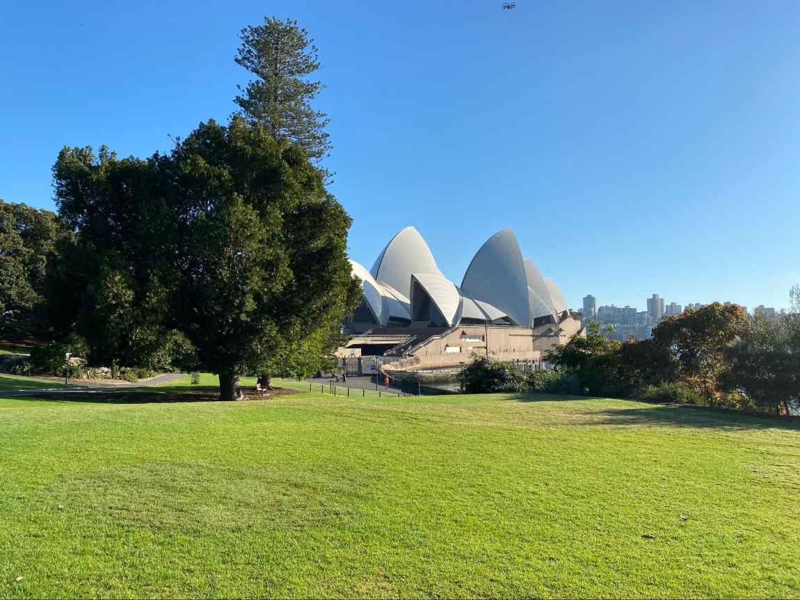 „Opera w Sydney, Sydney Opera House, jeden z najbardziej rozpoznawalnych budynków świata