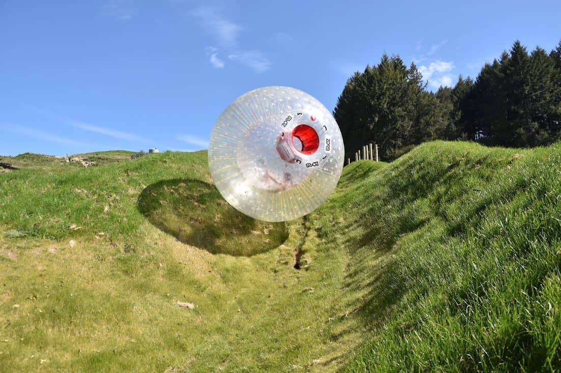 ZORB Rotorua – najszybszy zjazd świata w nadmuchiwanej kuli w Nowej Zelandii