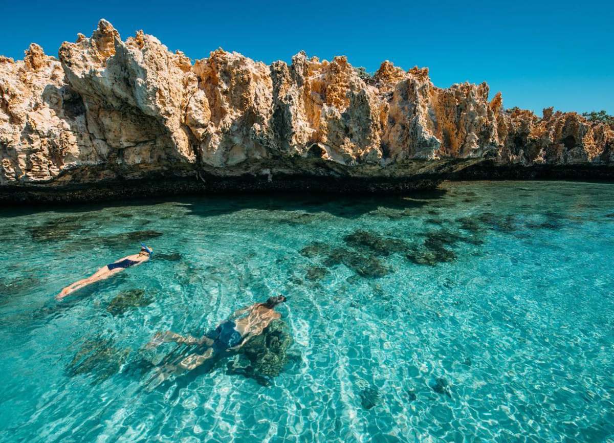 snorkeling-australia-zachodnia-podróż-na-dirk-hartog-island-shark-bay-unesco-rejs-4wd-natura-i-historia