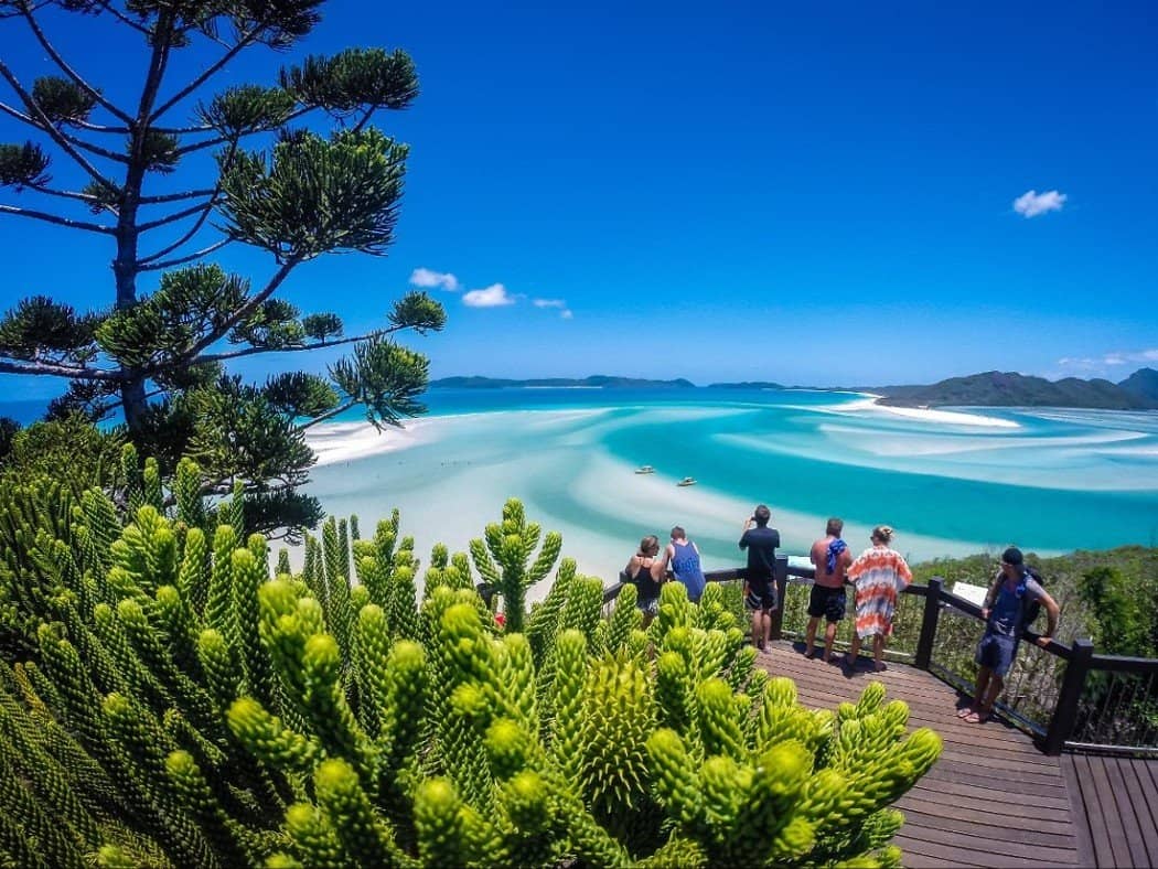Najlepszy jednodniowy rejs po wyspach Whitsundays – rafting na oceanie, snorkeling na rafie i plaża Whitehaven