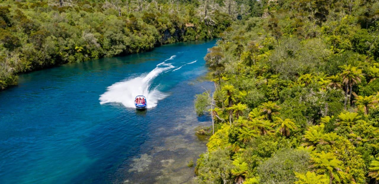 wycieczka-do-huka-falls-z-lodzi-odrzutowej-najlepsze-wrazenia-taupo