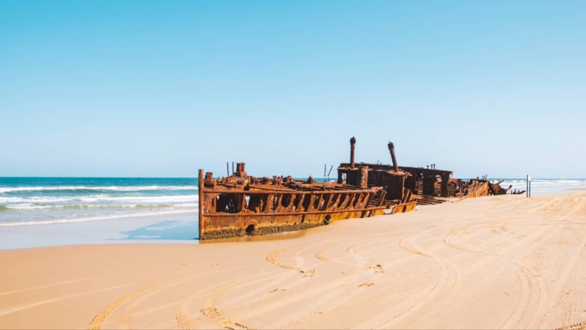 Plaża 75 Mile Beach na Fraser Island – trasa wycieczki z Rainbow Beach i Noosa