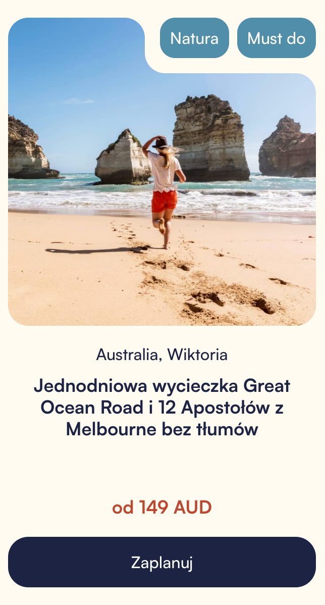 kobieta na plazy podczas wycieczki 12 apostołów i great ocean road