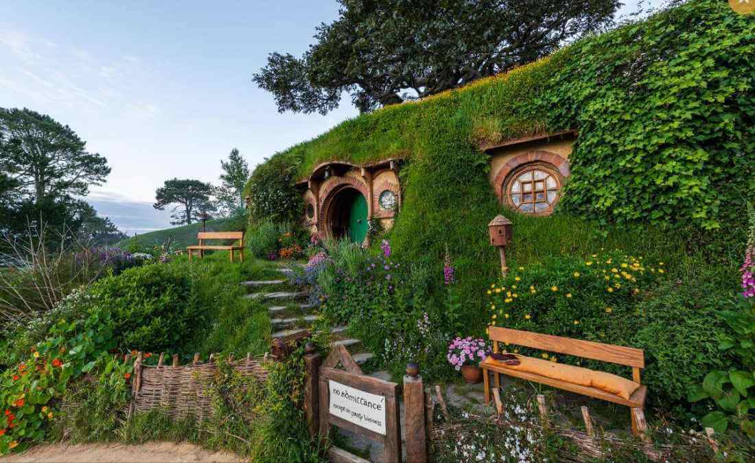 Wycieczka z Auckland do Hobbitonu i Wai-O-Tapu geotermalne cuda Nowej Zelandii w jeden dzień
