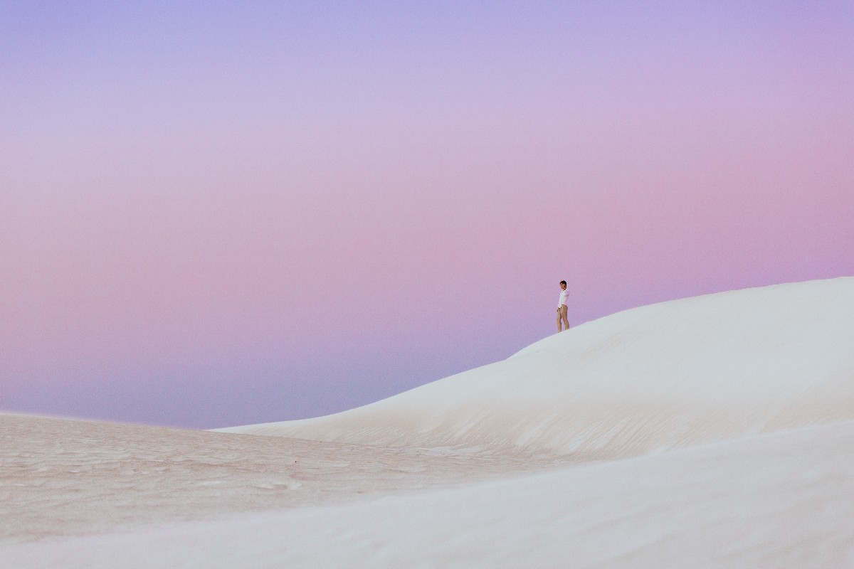 pustynia podczas zachodu slonca w Perth